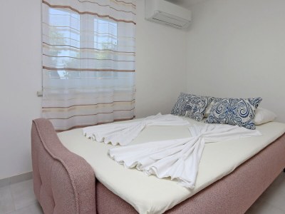 Apartment One bedroom apartment with terrace and sea view Dramalj, Crikvenica A-5592-d - Outdoor photo 14