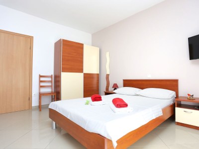 Apartment Studio flat with balcony and sea view Stanići, Omiš AS-17894-a - Outdoor photo 11