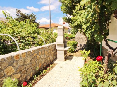 Apartment Two bedroom apartment with terrace Baška, Krk A-18861-a - Outdoor photo 4