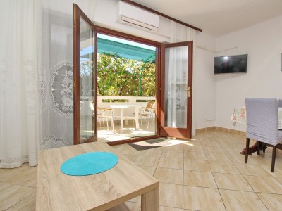 Apartment Two bedroom apartment with terrace Baška, Krk A-18861-a - Outdoor photo 9