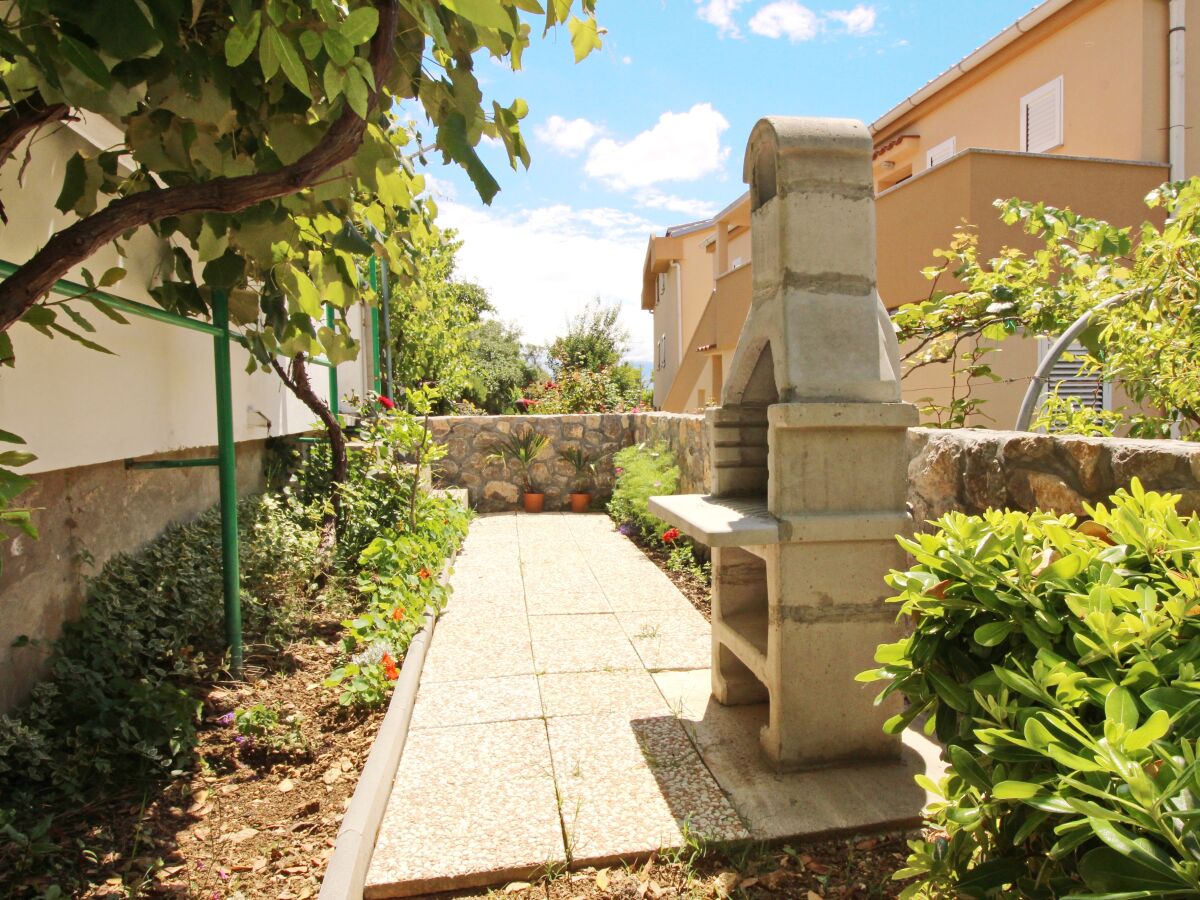 Apartment Two bedroom apartment with balcony Baška, Krk A-18861-b - Outdoor photo 4