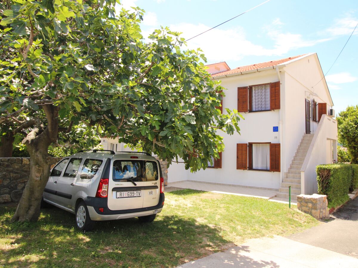 Apartment Two bedroom apartment with balcony Baška, Krk A-18861-b - Outdoor photo 5