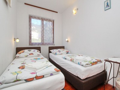 Apartment Two bedroom apartment with balcony Baška, Krk A-18861-b - Outdoor photo 15