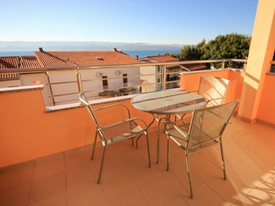 Apartment One bedroom apartment with terrace and sea view Duće, Omiš A-9437-f in Dugi Rat - Apartment