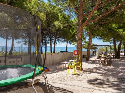 Apartment Two bedroom apartment with balcony and sea view Vir - Kozjak, Vir A-21540-a - Outdoor photo 6