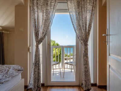 Apartment Two bedroom apartment with balcony and sea view Vir - Kozjak, Vir A-21540-a - Outdoor photo 25