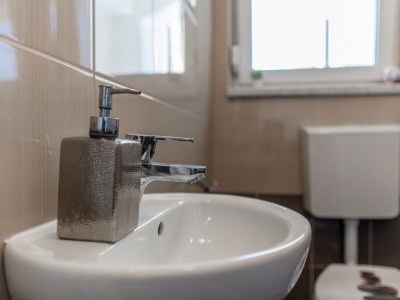 Apartment Two bedroom apartment with balcony and sea view Vir - Kozjak, Vir A-21540-a - Outdoor photo 29