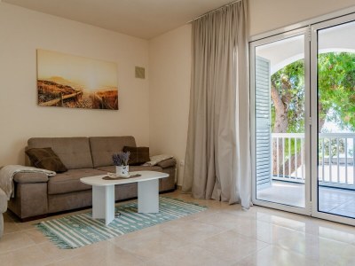 Apartment Three bedroom apartment with terrace and sea view Vir - Kozjak, Vir A-21540-c - Outdoor photo 12