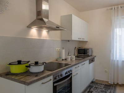 Apartment Three bedroom apartment with terrace and sea view Vir - Kozjak, Vir A-21540-c - Outdoor photo 17