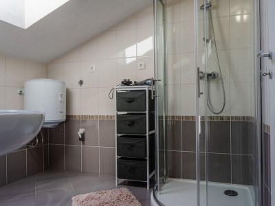 Apartment Three bedroom apartment with terrace and sea view Vir - Kozjak, Vir A-21540-c - Outdoor photo 29