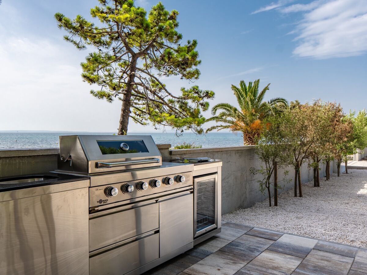 Apartment Two bedroom apartment with terrace and sea view Vir - Kozjak, Vir A-21540-d - Outdoor photo 5