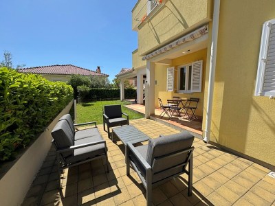 Apartment One bedroom apartment with terrace Čižići, Krk A-22046-a - Outdoor photo 29