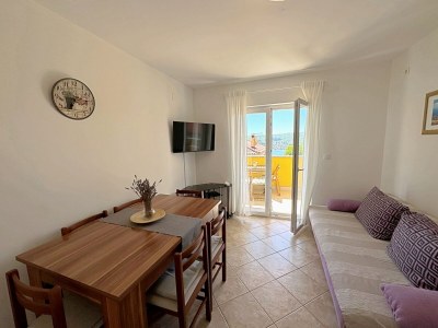 Apartment Two bedroom apartment with balcony and sea view Čižići, Krk A-22046-b - Outdoor photo 12