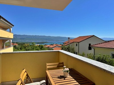 Apartment Two bedroom apartment with balcony and sea view Čižići, Krk A-22046-b - Outdoor photo 29