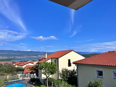 Apartment Two bedroom apartment with balcony and sea view Čižići, Krk A-22046-b - Outdoor photo 31