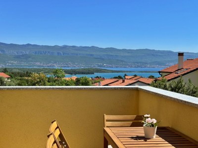 Apartment Two bedroom apartment with balcony and sea view Čižići, Krk A-22046-b - Outdoor photo 33