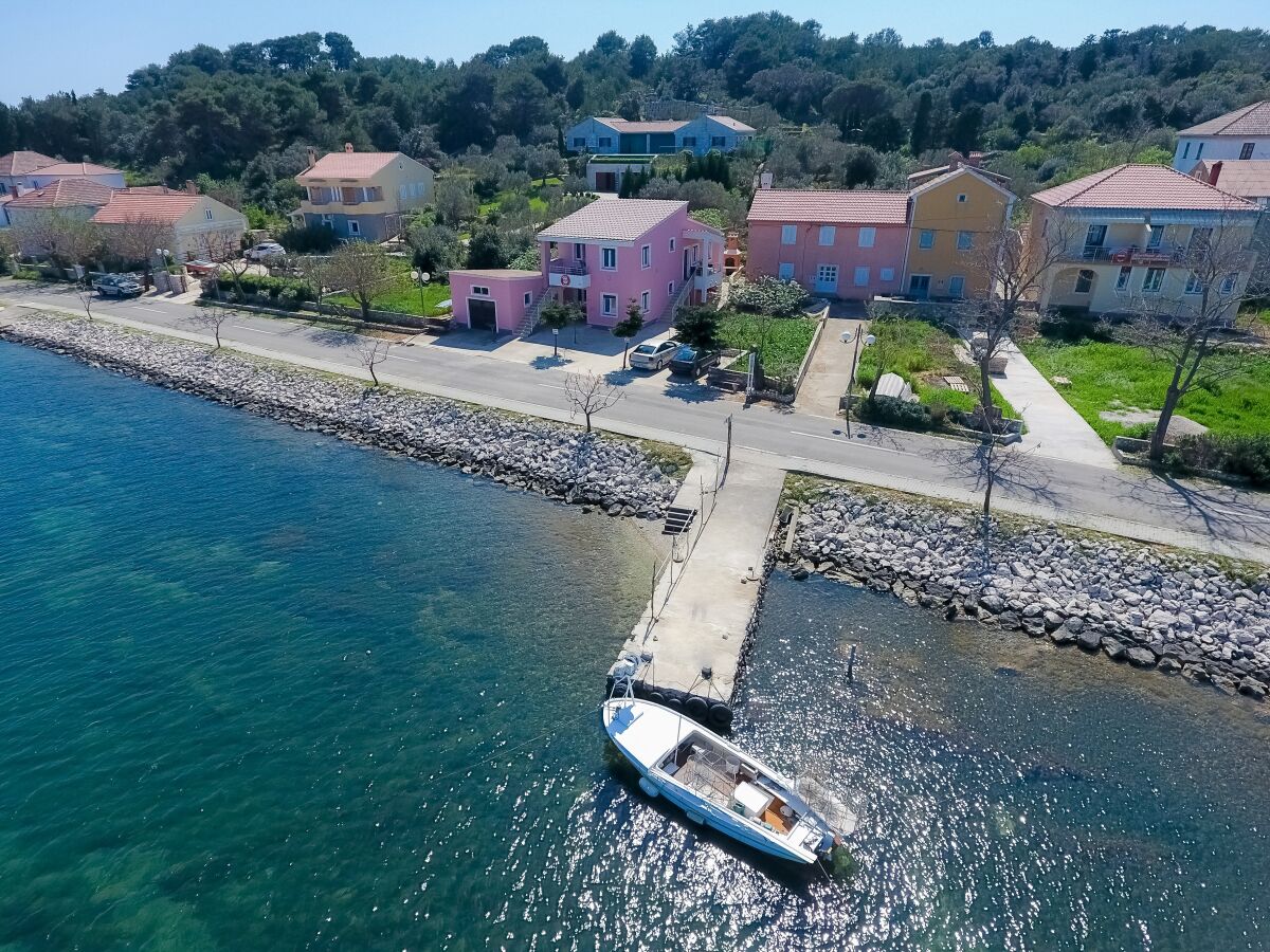 Apartment One bedroom apartment near beach Veli Rat, Dugi otok A-11525-b - Outdoor photo 2