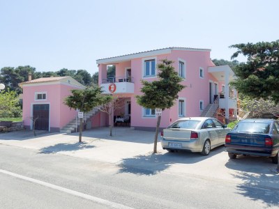 Apartment One bedroom apartment near beach Veli Rat, Dugi otok A-11525-b - Outdoor photo 4