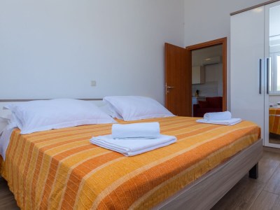 Apartment One bedroom apartment near beach Veli Rat, Dugi otok A-11525-b - Outdoor photo 23