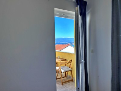 Apartment Two bedroom apartment with balcony and sea view Čižići, Krk A-22046-e - Outdoor photo 25