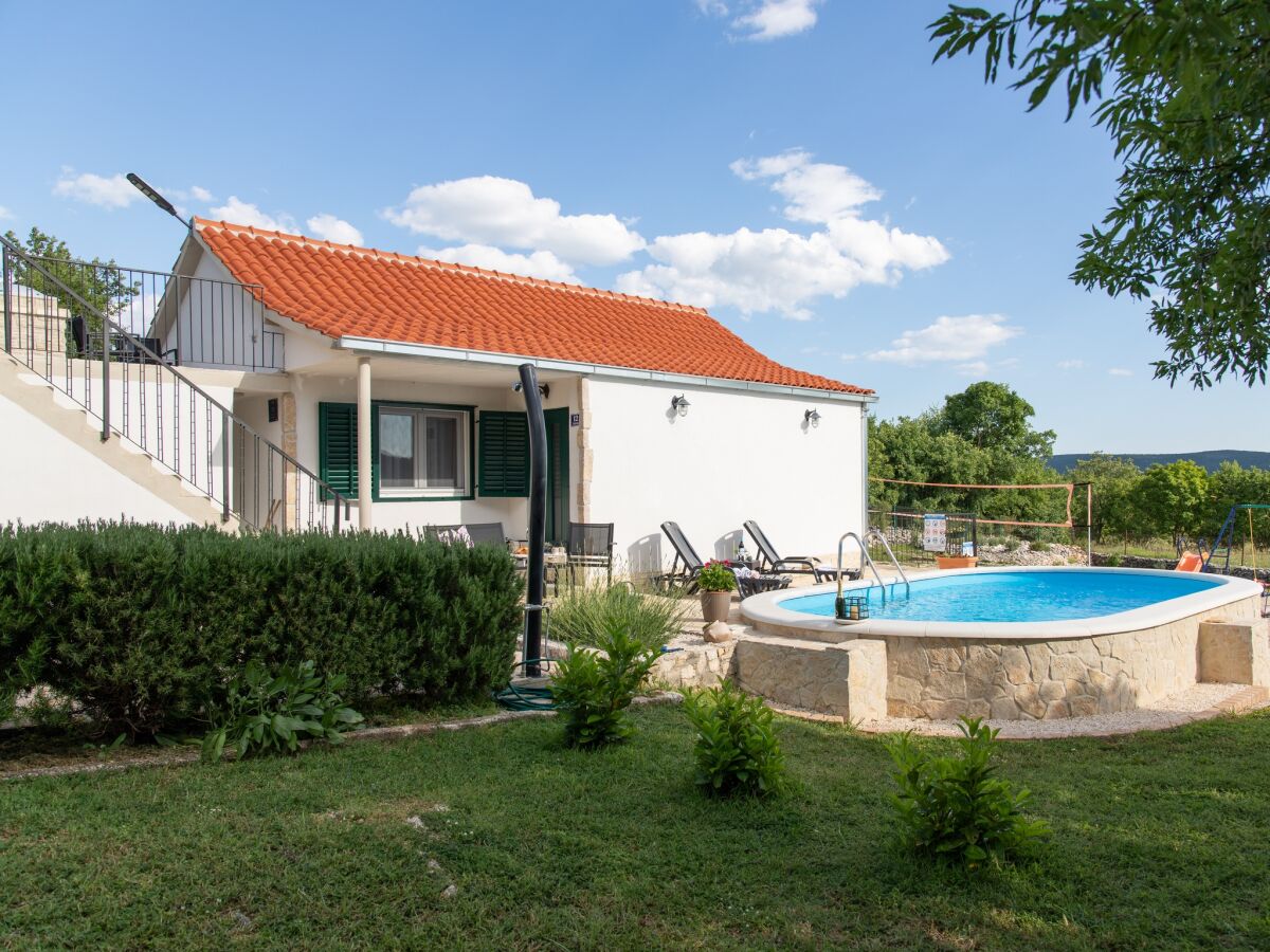 Holiday house Two bedroom house with terrace Veliki Bročanac, Zagora K-22666 - Outdoor photo 2