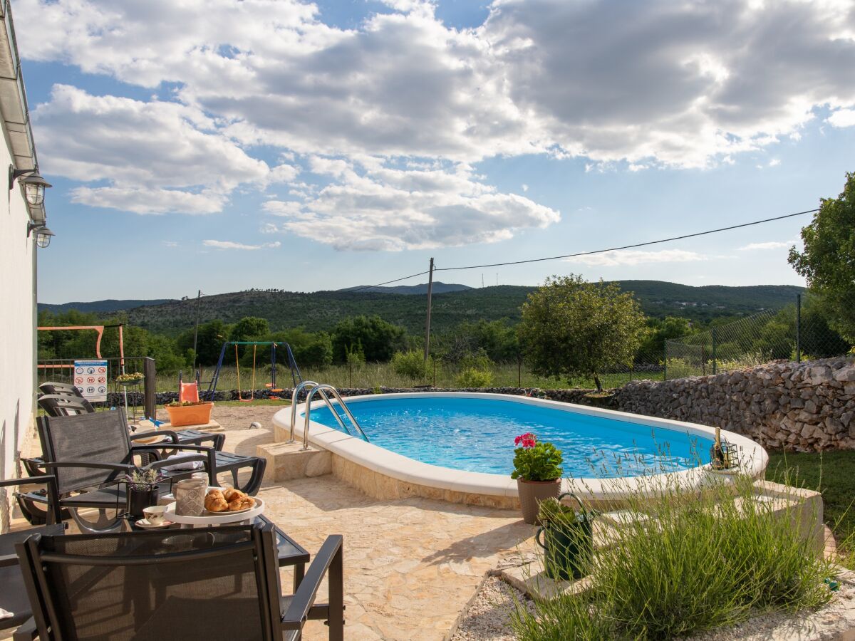 Holiday house Two bedroom house with terrace Veliki Bročanac, Zagora K-22666 - Outdoor photo 3