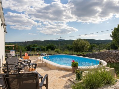 Holiday house Two bedroom house with terrace Veliki Bročanac, Zagora K-22666 - Outdoor photo 3