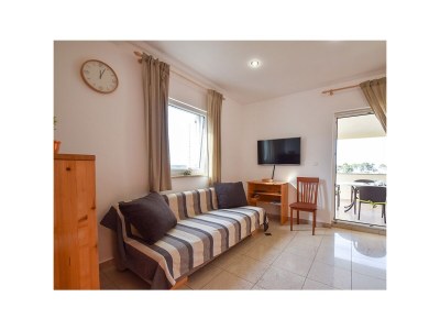 Apartment Two bedroom apartment with terrace and sea view Banjol, Rab A-14134-a - Outdoor photo 8