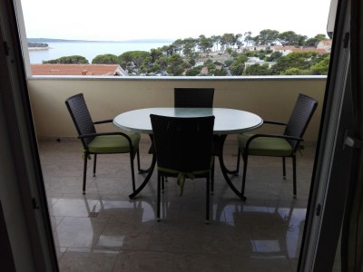 Apartment Two bedroom apartment with terrace and sea view Banjol, Rab A-14134-a - Outdoor photo 16