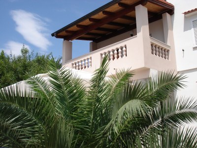 Apartment One bedroom apartment with terrace and sea view Banjol, Rab A-14134-b - Outdoor photo 5