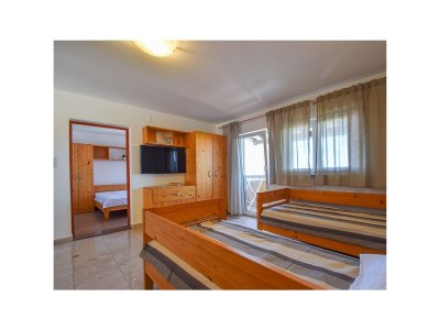 Apartment One bedroom apartment with terrace and sea view Banjol, Rab A-14134-b - Outdoor photo 8