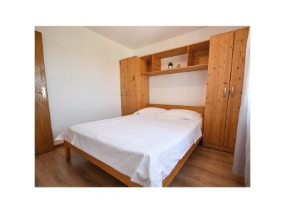 Apartment One bedroom apartment with terrace and sea view Banjol, Rab A-14134-b - Outdoor photo 16