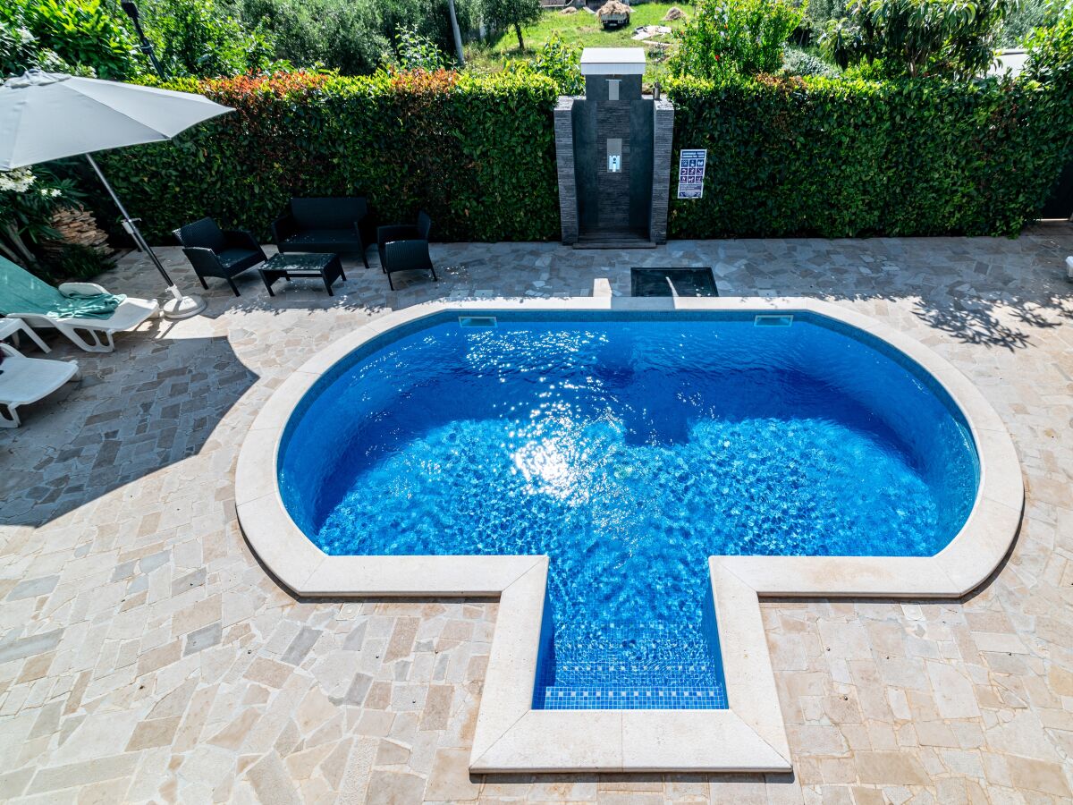 Apartment One bedroom apartment with terrace Pula A-23595-b - Outdoor photo 5