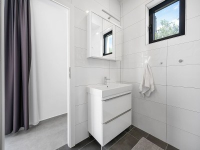 Apartment Modern apartment, 300m from the beach - Features photo 12