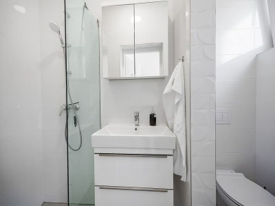 Apartment Wohnung mit Gemeinschaftsgarten in Banjol - Features photo 19