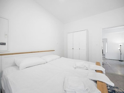 Apartment Wohnung mit Gemeinschaftsgarten in Banjol - Features photo 21