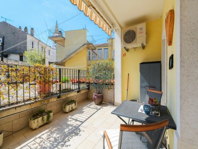 Apartment Apartment with view - Outdoor photo 2