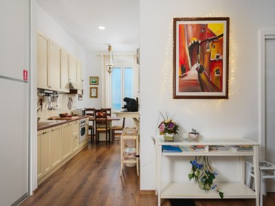 Apartment Apartment with view - Features photo 18