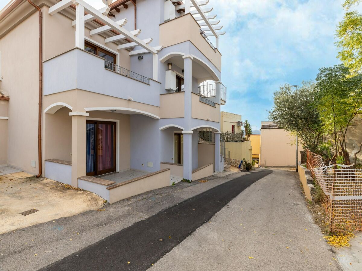 Apartment Air-conditioned penthouse with terrace and parking - Outdoor photo 5