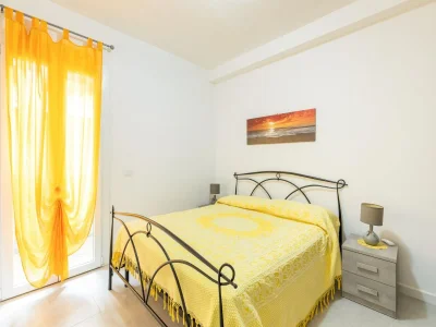 Apartment Air-conditioned, in residence, with pool and patio - Features photo 13