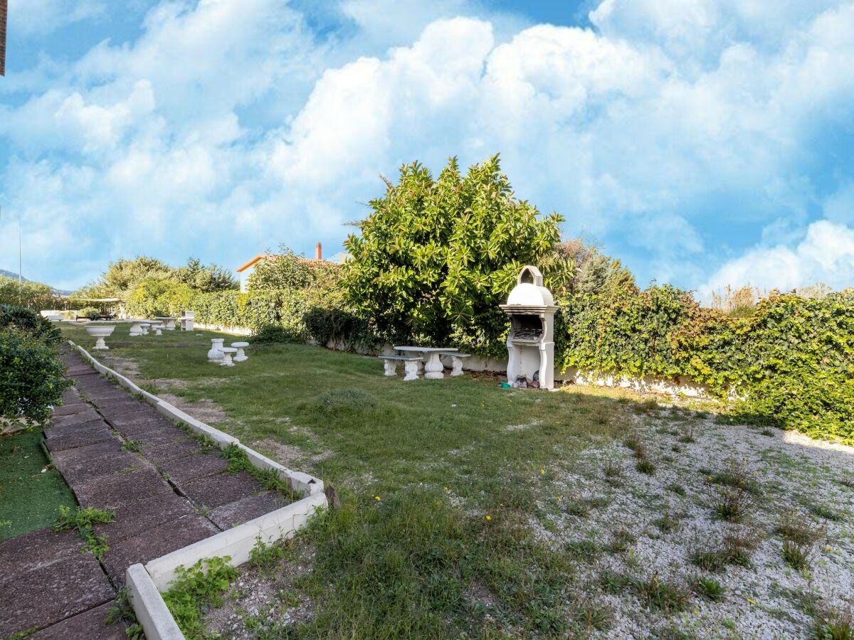 Apartment A 150 meter long mare, 2 fish - Outdoor photo 4