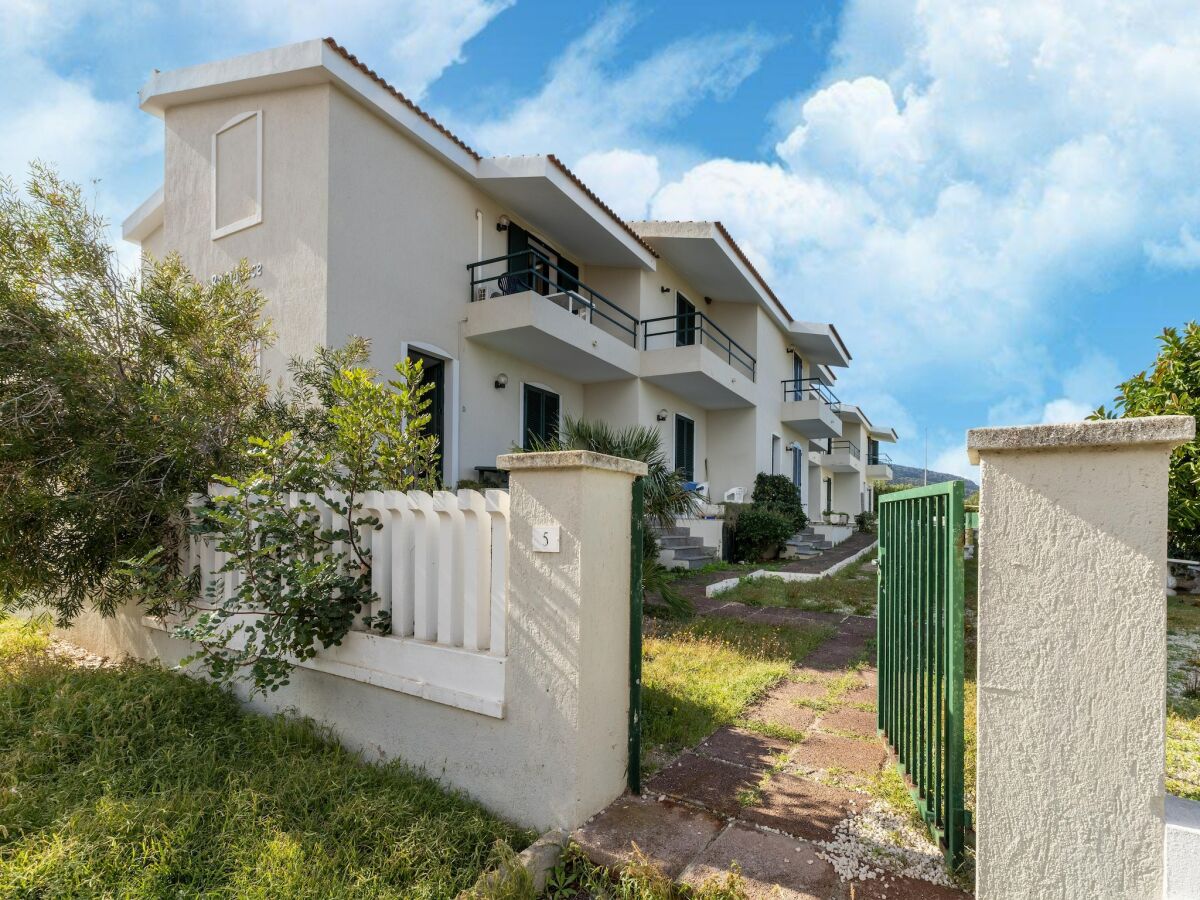 Apartment A 150 meter long mare, 2 fish - Outdoor photo 2