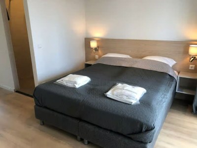 Apartment Beautiful lodge in the center of Zoutelande. - Features photo 11