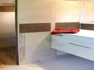 Holiday house holiday home in Puyméras with garden - Features photo 14