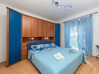 Apartment Four-bedroom apartment near beach Vir - Lozice, Vir A-18576-b - Outdoor photo 12