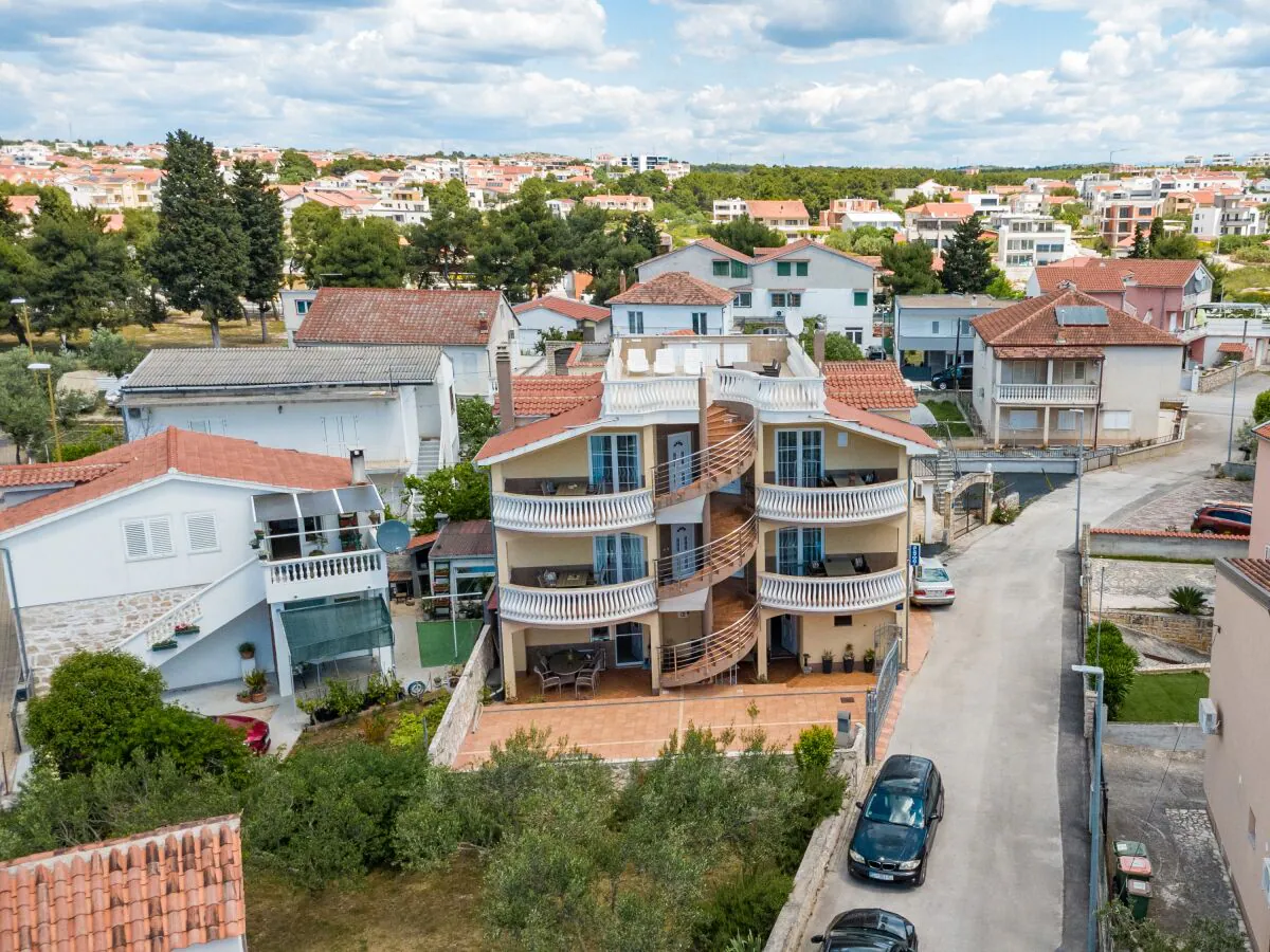 Apartment One bedroom apartment with terrace Vodice A-13973-b - Outdoor photo 4