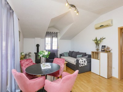 Apartment One bedroom apartment with terrace Vodice A-13973-b - Outdoor photo 19