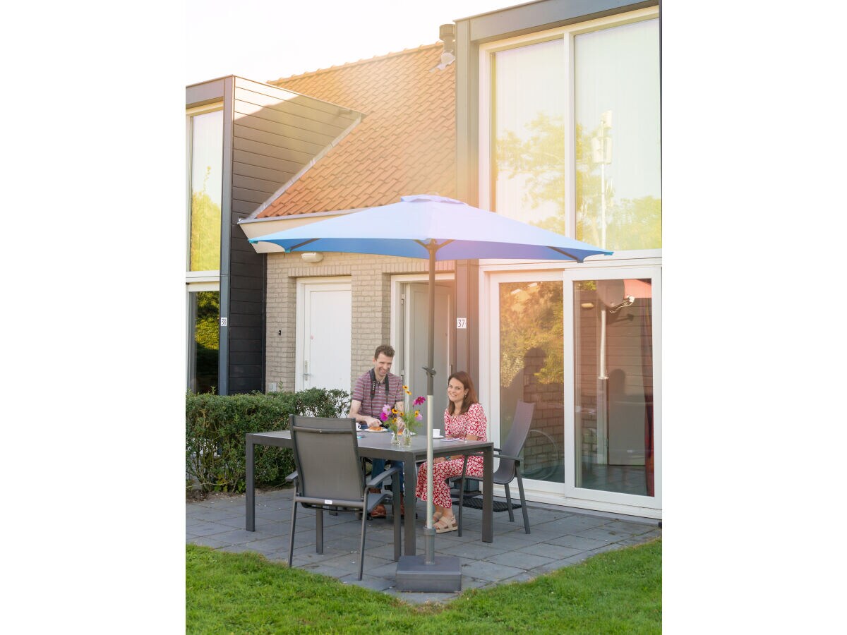 Bungalow For 4 people in the holiday resort Broedershoek - Outdoor photo 3