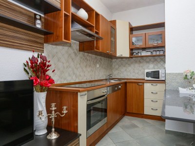 Apartment Two bedroom apartment with terrace Vodice A-13973-d - Outdoor photo 21