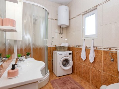 Apartment Two bedroom apartment with terrace Vodice A-13973-d - Outdoor photo 29